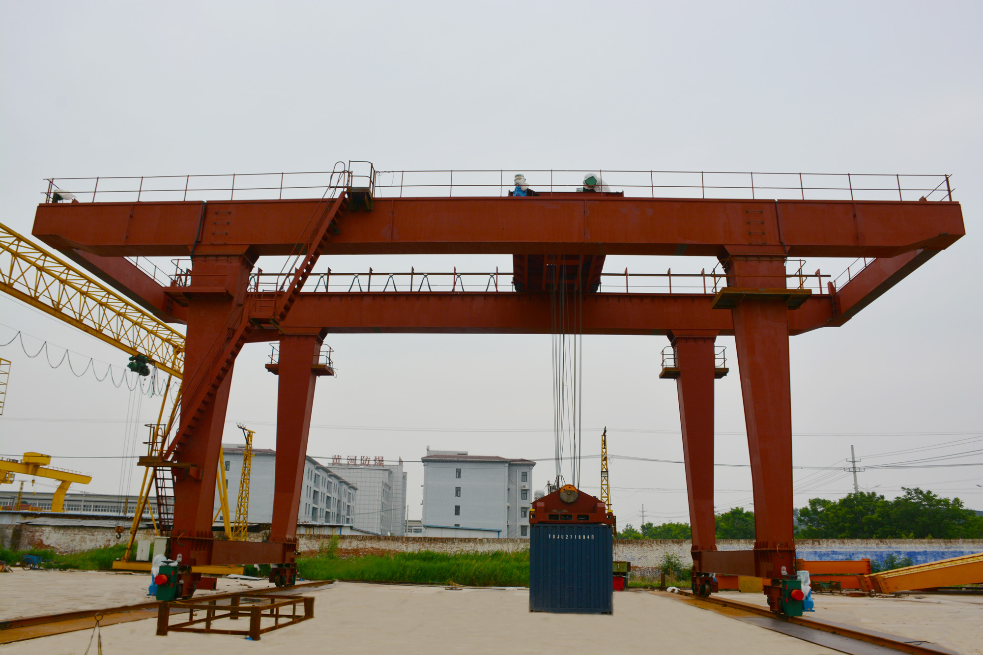 集裝箱吊機(jī)